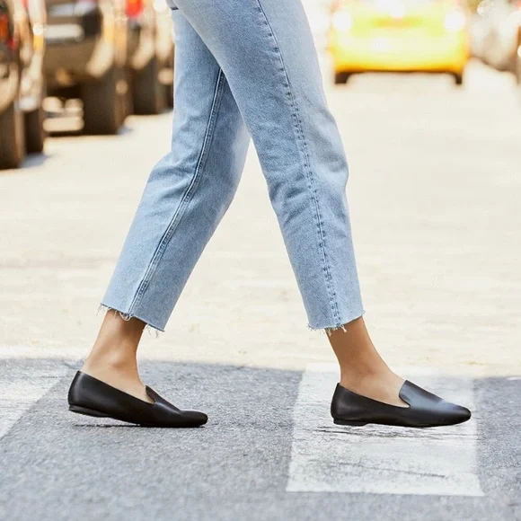 Birdies || The Starling Black Leather Loafer - Picture 3 of 15